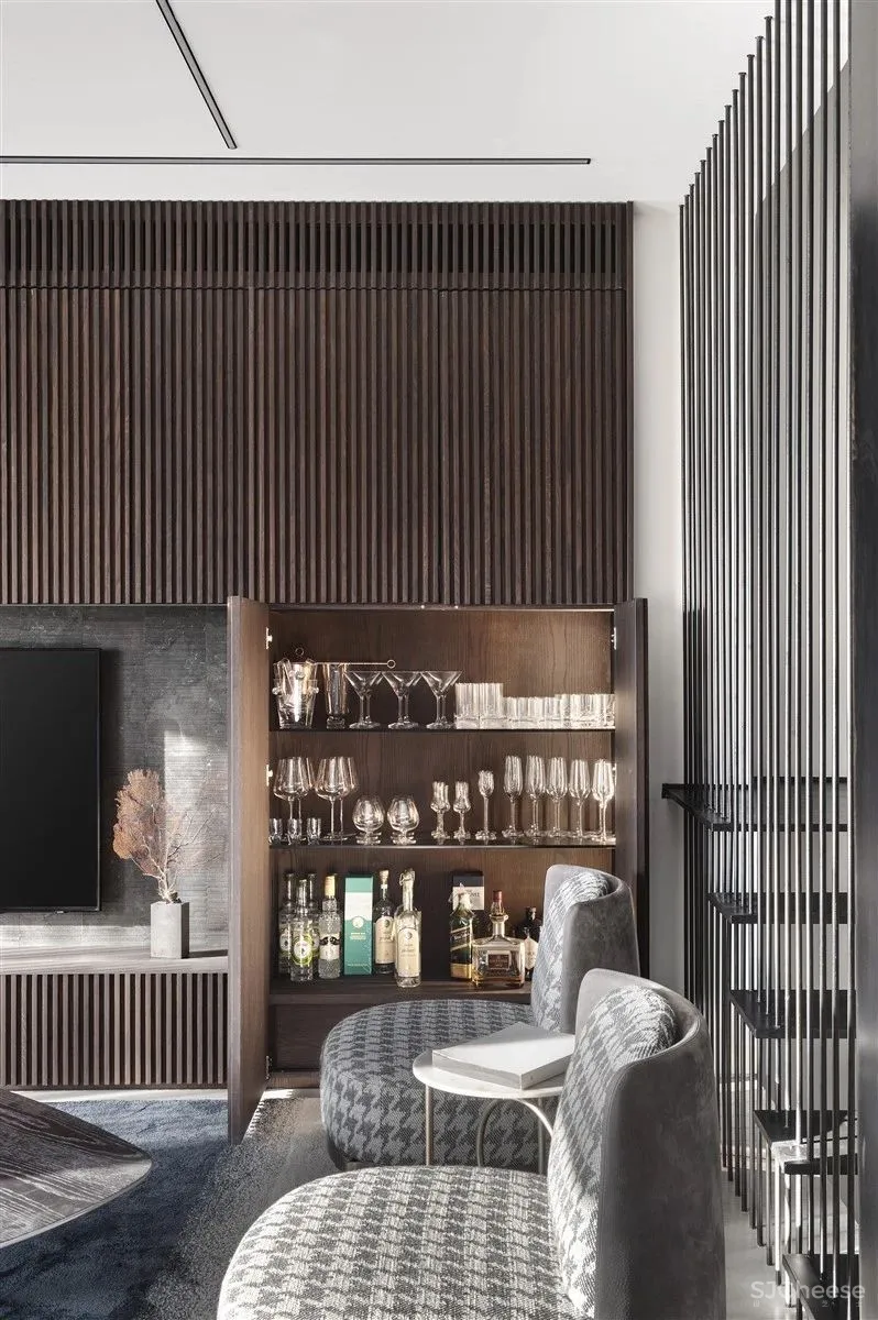 315㎡极简私宅,雅奢!