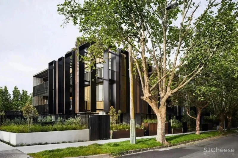 帅气迷人的工业风，酷极了 Splinter Society