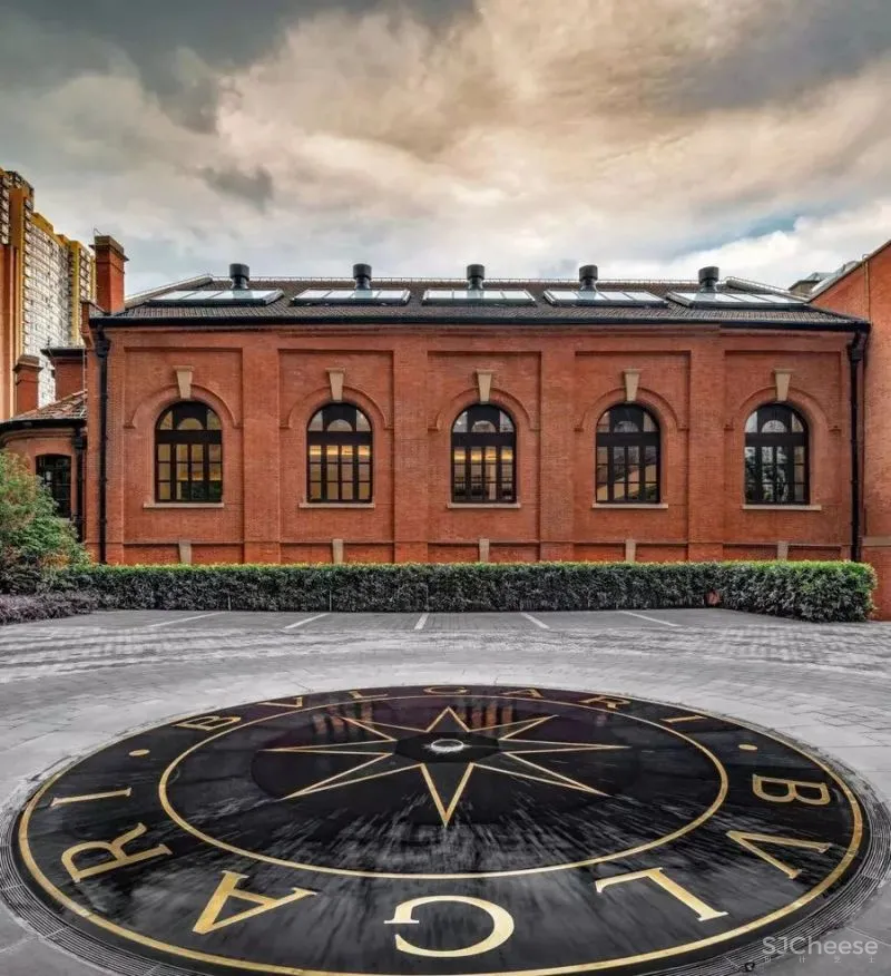 地标性的奢侈品跨界酒店-万众瞩目的宝格丽Bulgari酒店