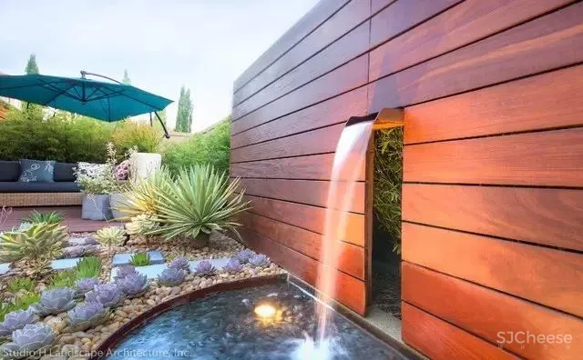 院子虽小，却可以别有温情