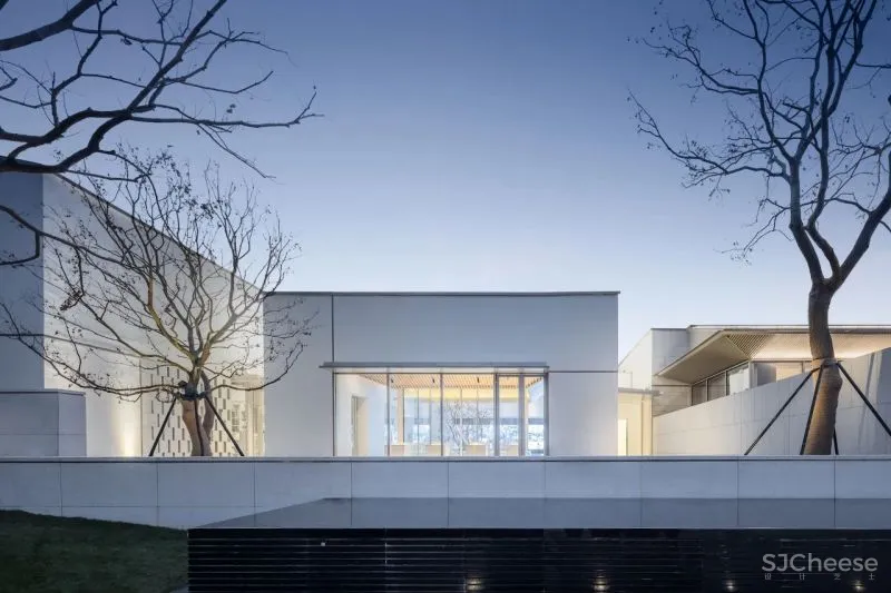 苏州图书馆入驻!这座 2600 ㎡ 售楼处将光线与建筑融合到极致