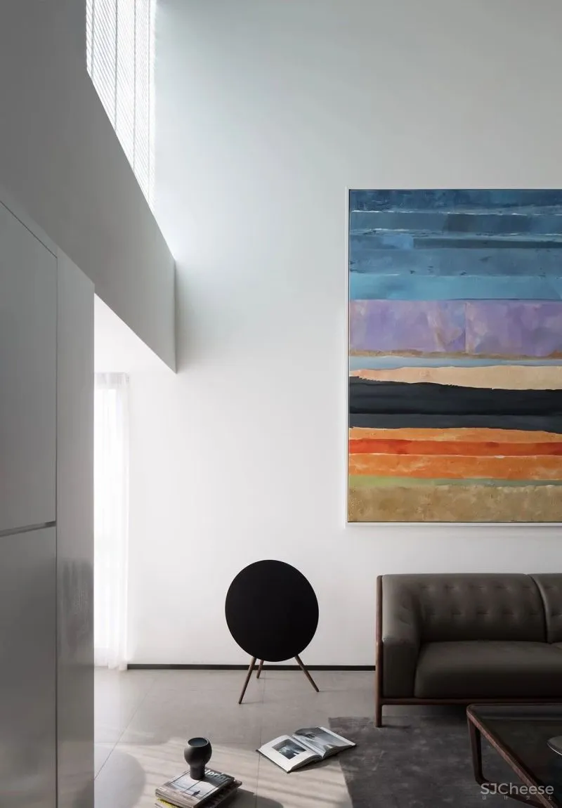 极简私宅，细节与实用性兼备