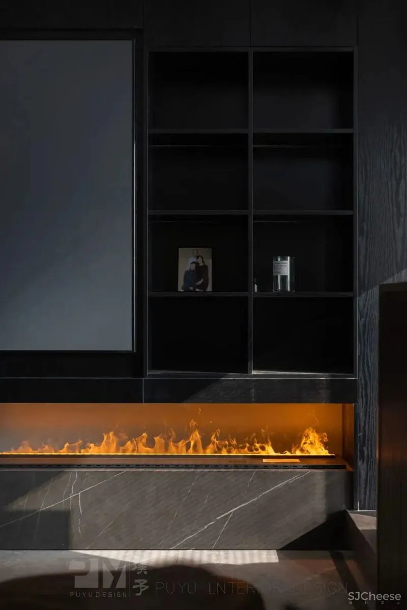 力量黑 生机绿,这个128㎡家既有蓄势的氛围,又有向上的张力! 璞予设计