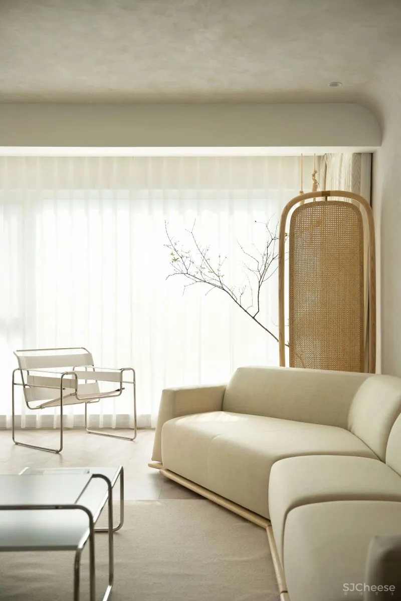 原木与奶白,116㎡极简空间的雅致静谧|无见设计