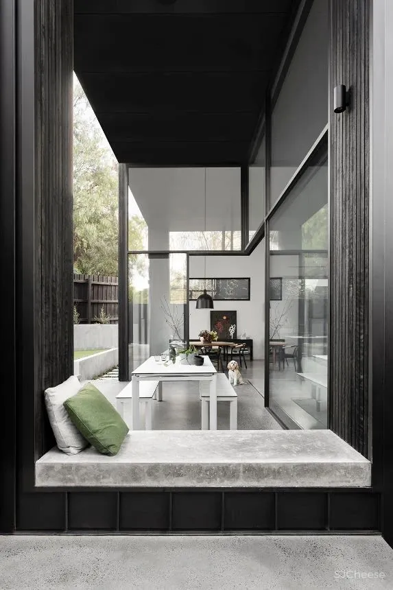 全开放 高级黑，个性鲜明的极简住宅！