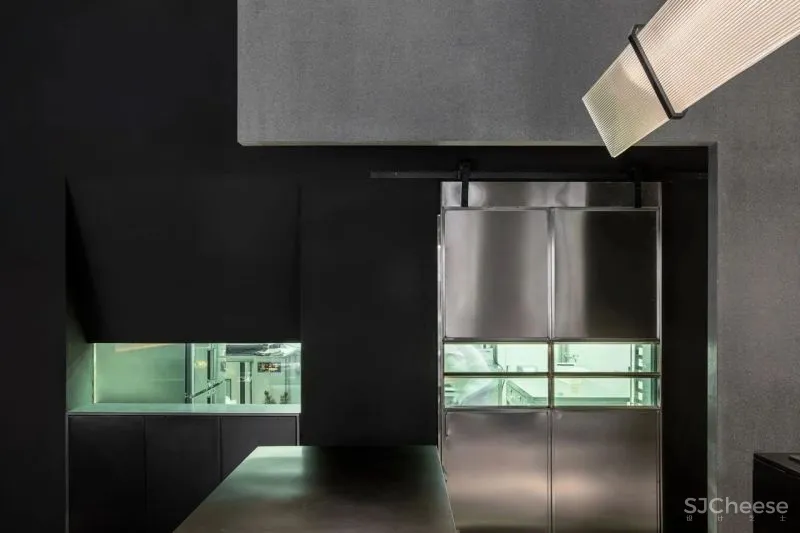 这一年 石朝思 保持自知,保持思想独立