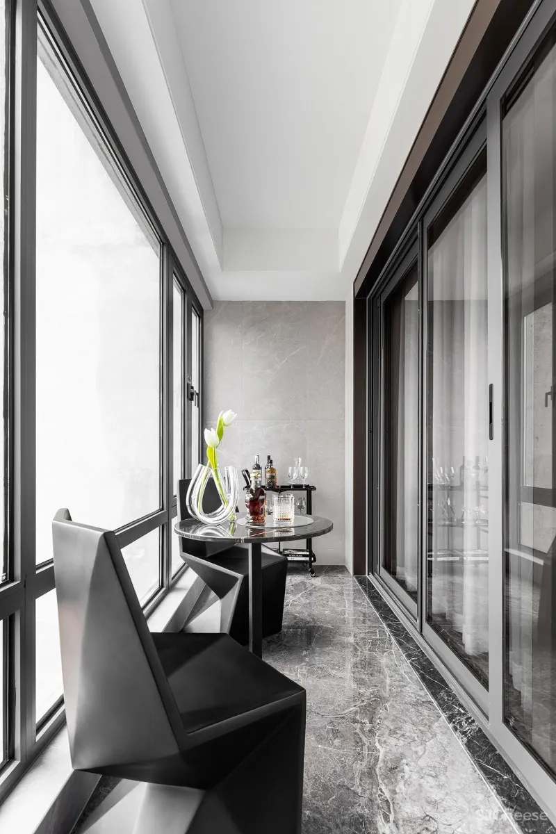 SLD:江居雅宅,通透奢适的精英新居!