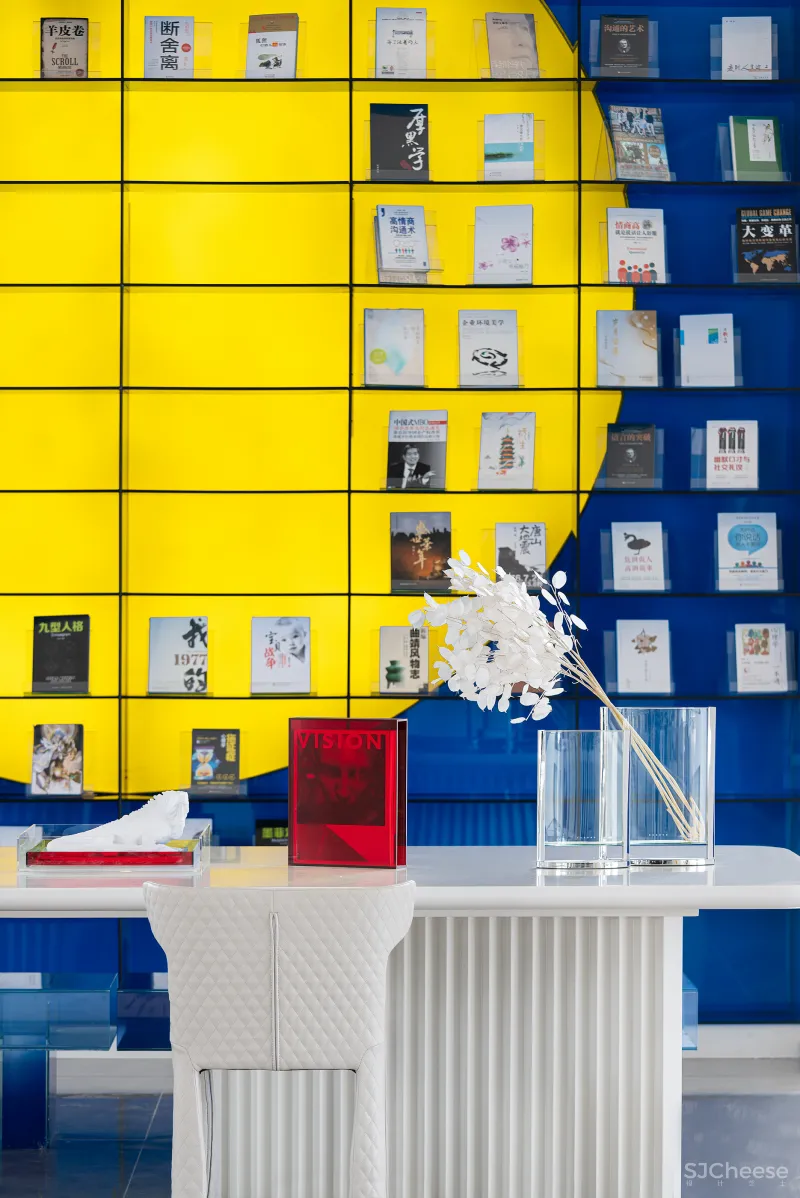 如聿设计 × MOMΛ体验中心：灵动艺术场