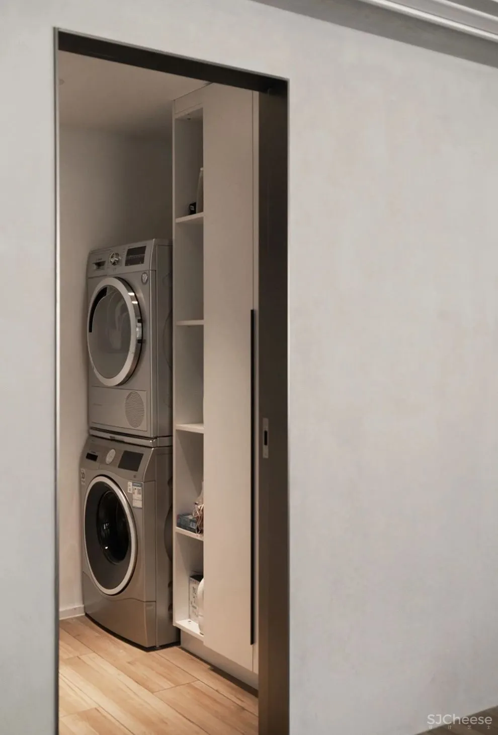 自由平面与流动空间 DNA