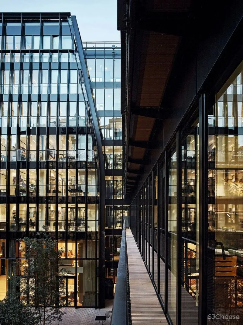 PCA STREAM “LABORDE” Gide新总部大楼