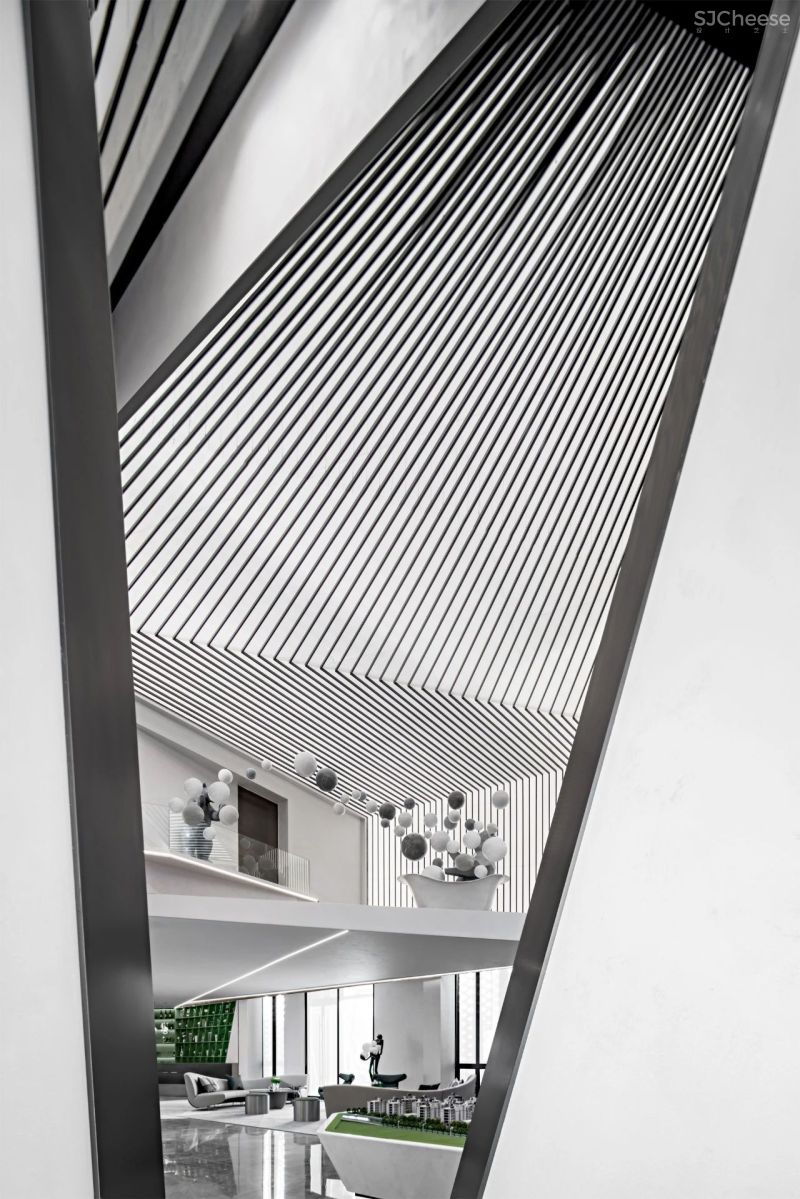 伍玛设计:点、线、面,进化中释放数字浪漫