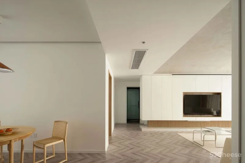 原木与奶白,116㎡极简空间的雅致静谧|无见设计