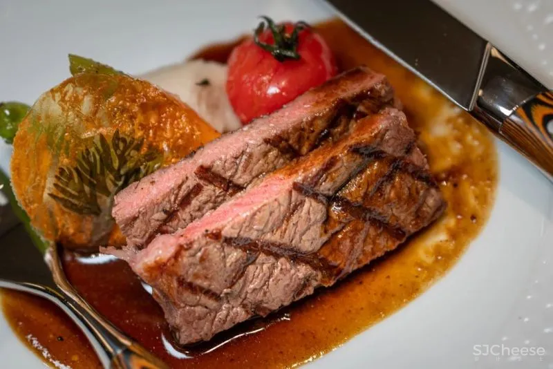 东钱湖畔再现国牌奢华酒店，在隈研吾的美术馆旁，建了一座日式庭院