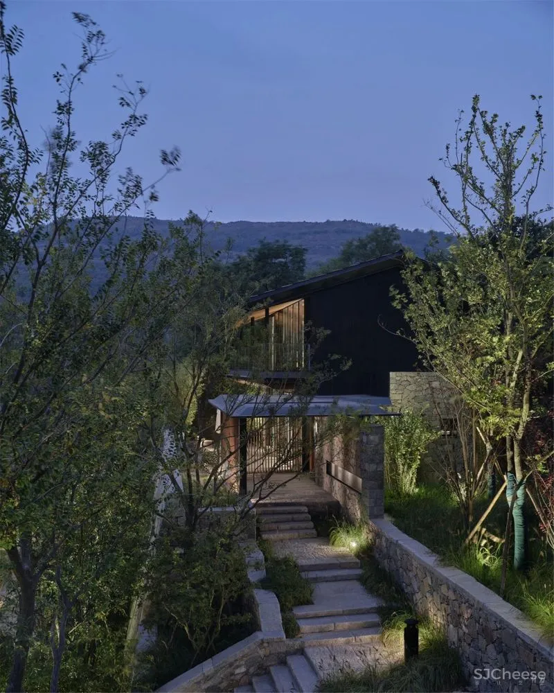 新作 十二个宅基地的新生：泰安东西门村活化更新 孟凡浩 gad · line studio