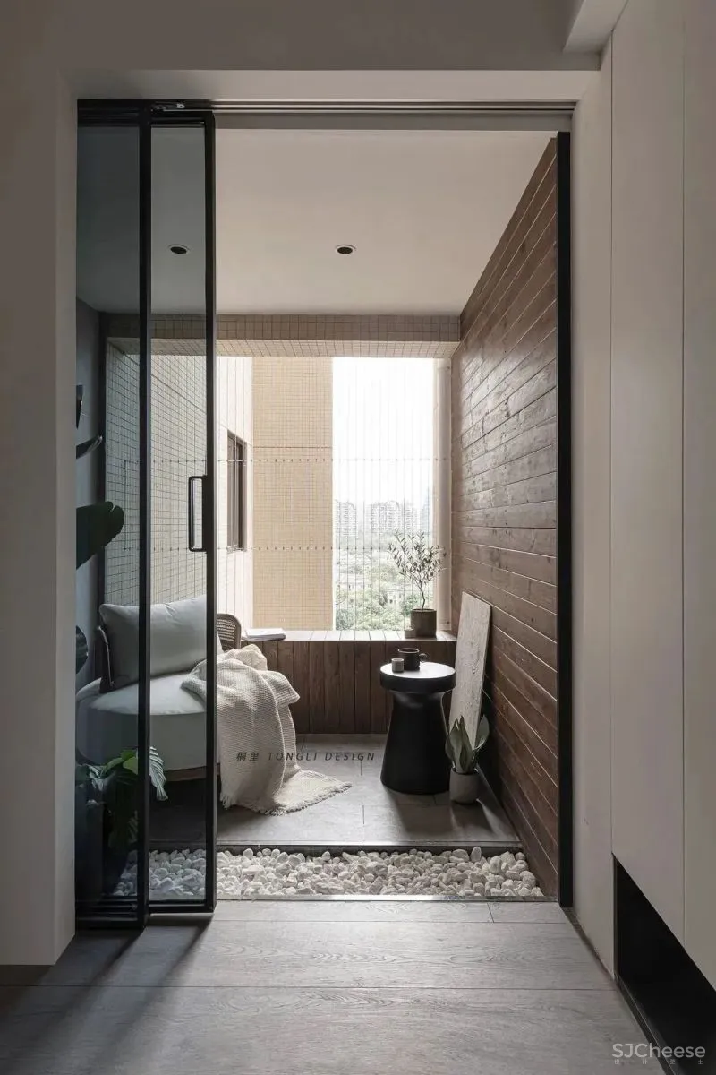 简约黑白灰,LDK一体化设计,含小花园的轻工业之家 桐里空间设计