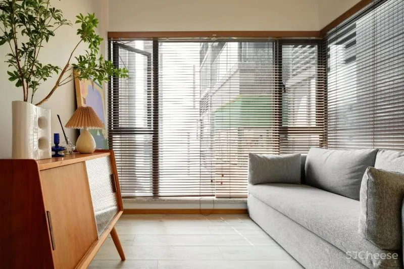 99㎡舒适两人居，舍弃一间房，Get衣帽间 独立工作区！