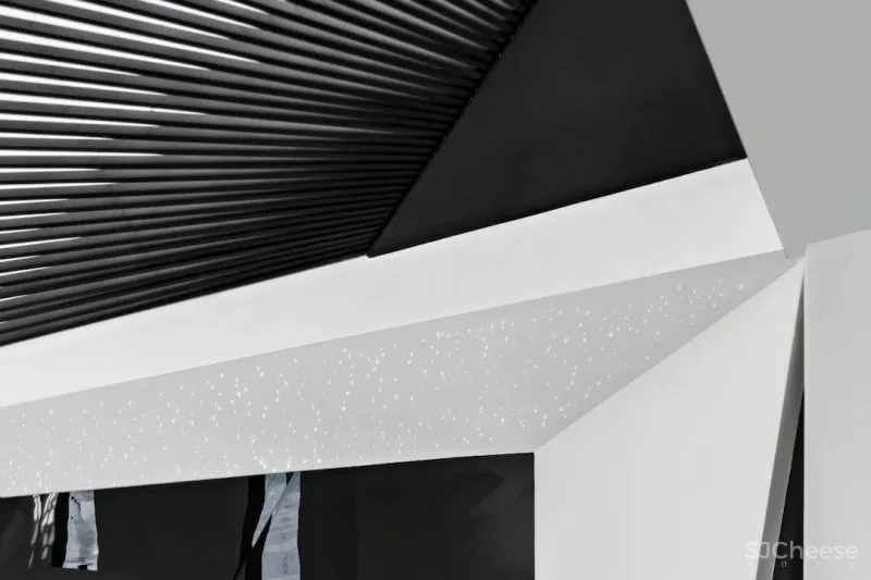 伍玛设计:点、线、面,进化中释放数字浪漫