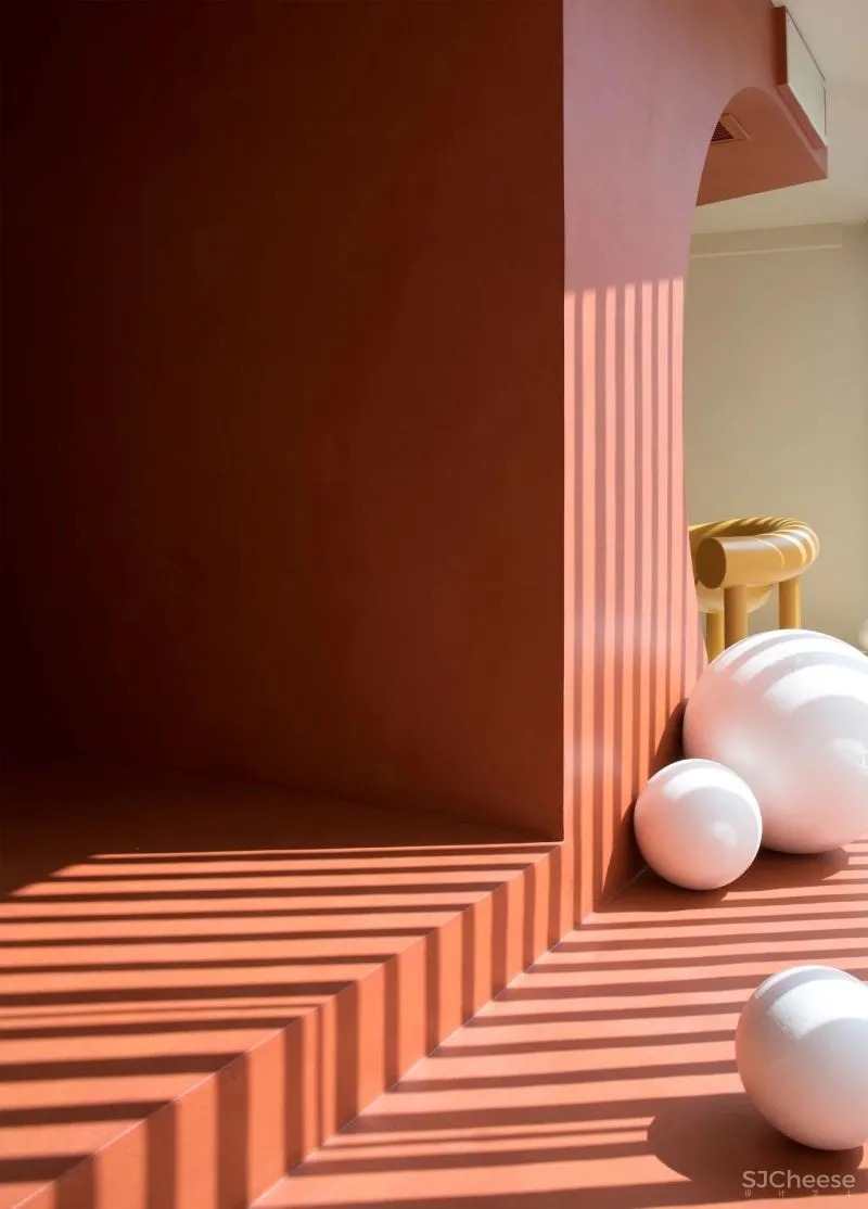 以“纪念碑谷”为灵感,眼见不为实的反转世界丨理居设计