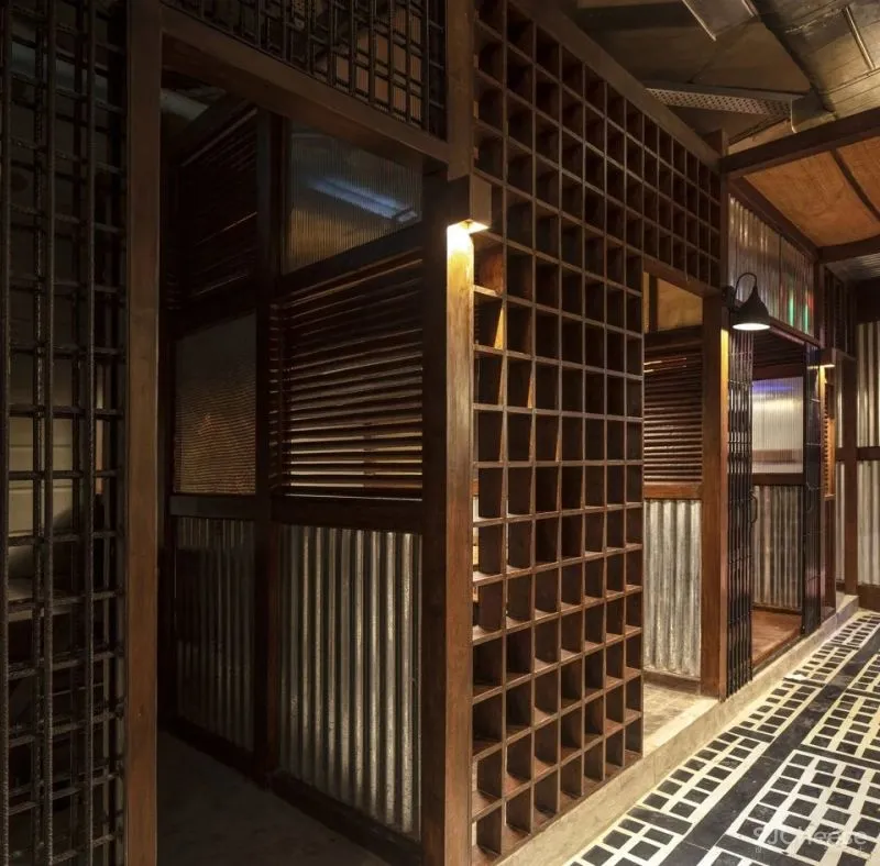 印度首家应对疫情的餐厅出现！乡村但实用，网友：“连魔幻的邻国都不敢草率了！”