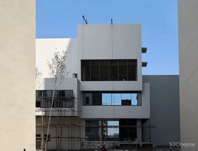 夹缝中自然生长.中国.葫芦岛德邻堂产业楼设计实践 DJ 建筑设计事务所