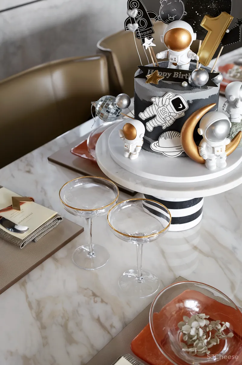 爱马仕橙 高级灰,一键解锁时尚魔方!