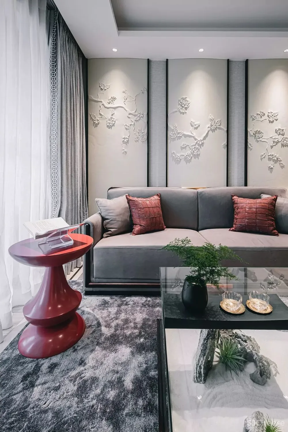 高级灰+中国红,当代东方美学的完美演绎