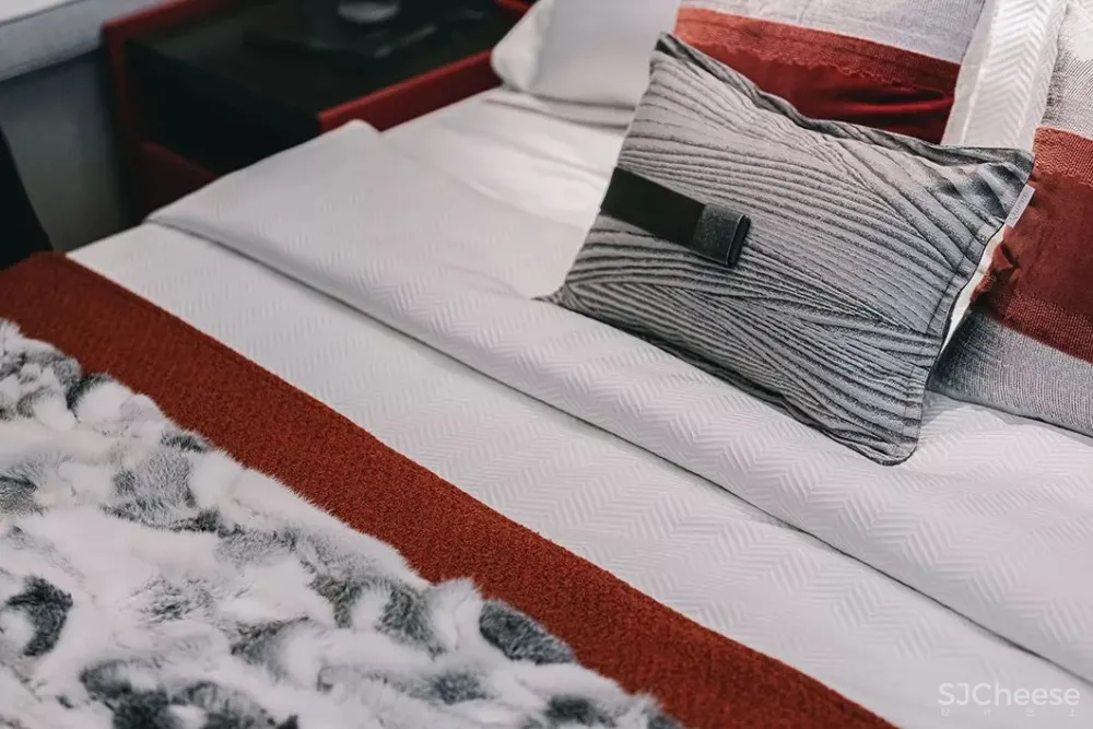 高级灰+中国红,当代东方美学的完美演绎