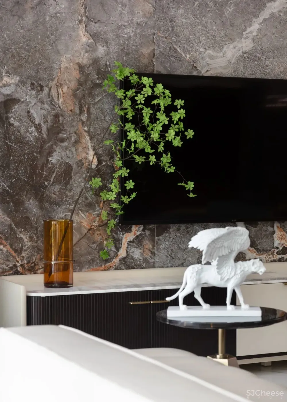 锐度设计丨绿地·麓云国际样板间：轴心时代，塔尖风尚