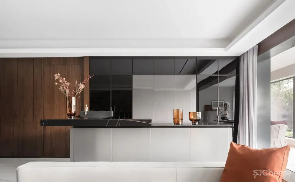 锐度设计丨绿地·麓云国际样板间：轴心时代，塔尖风尚