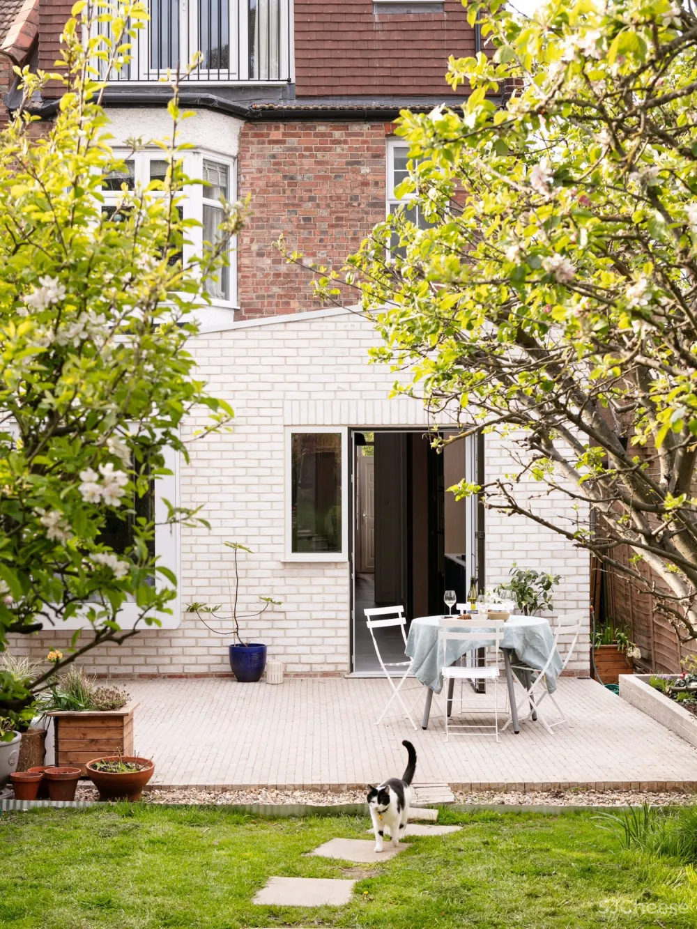 Amos Goldreich Architecture新作丨爆改英国伦敦的最小住宅Framework House