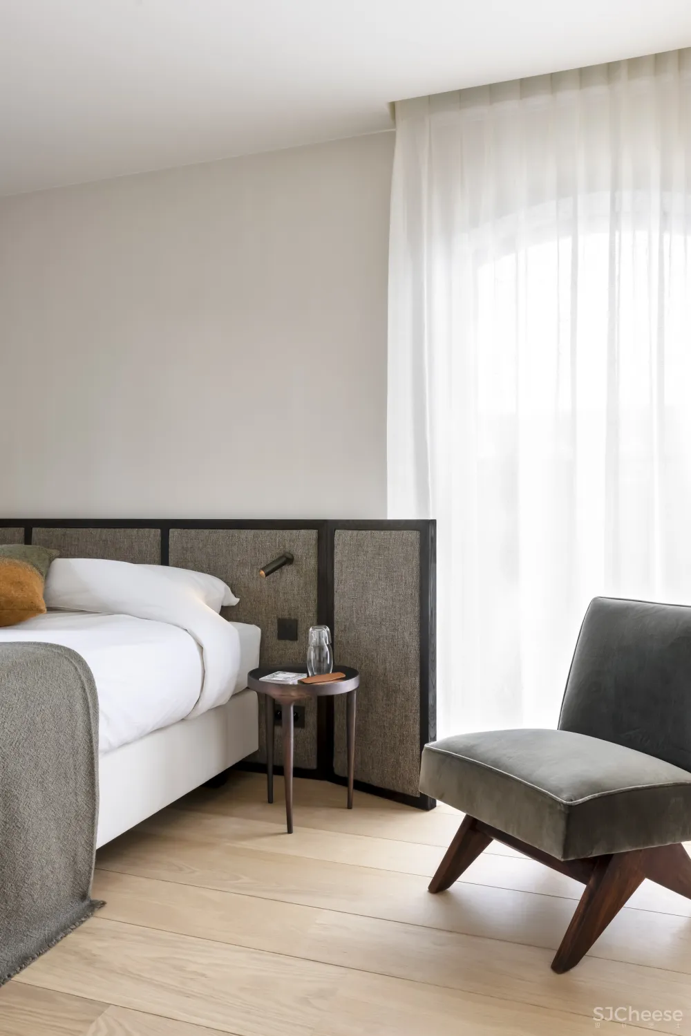 ANDY KERSTENS新作丨比利时MUD RESIDENCE宾馆