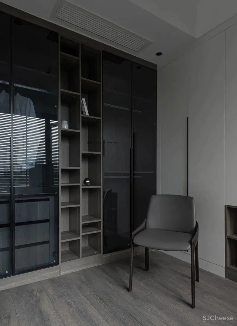 简约黑白灰,LDK一体化设计,拥有MINI花园的轻工业之家 桐里空间设计