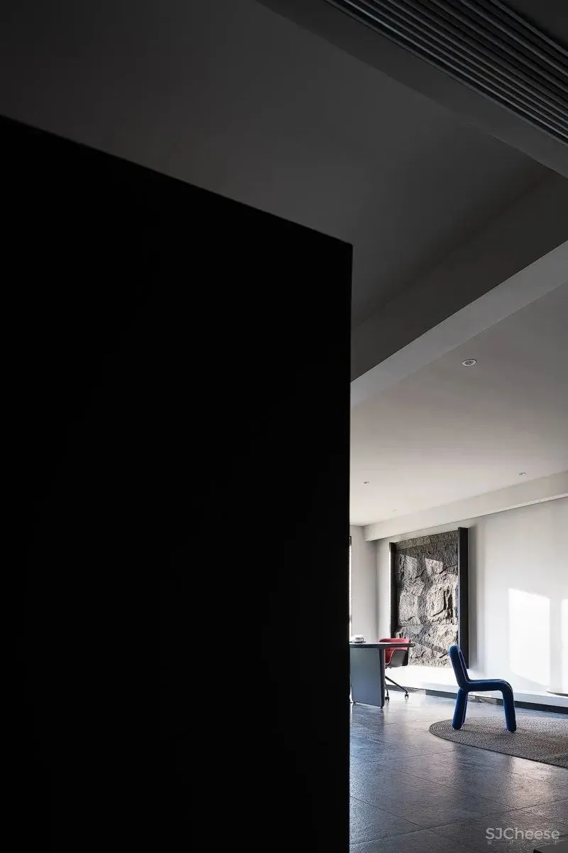 立方体m³:深海蓝索引的美学世界 本白空间