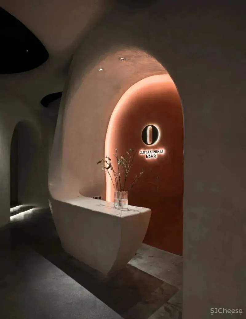 洞见——厦门0JI喔叽碳烧/酒仓 蔡荣伟