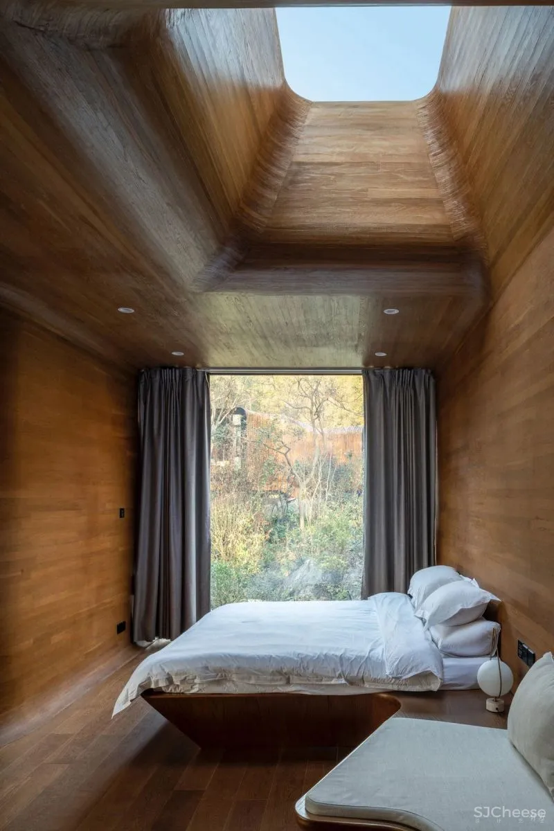 新作 四个隐于山林的温泉小屋