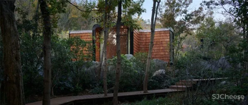 新作 四个隐于山林的温泉小屋