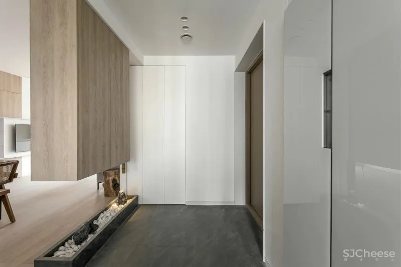 85后夫妻92㎡旧房翻新,塞下三居,却通透得不像话!更有高达35㎡收纳空间!