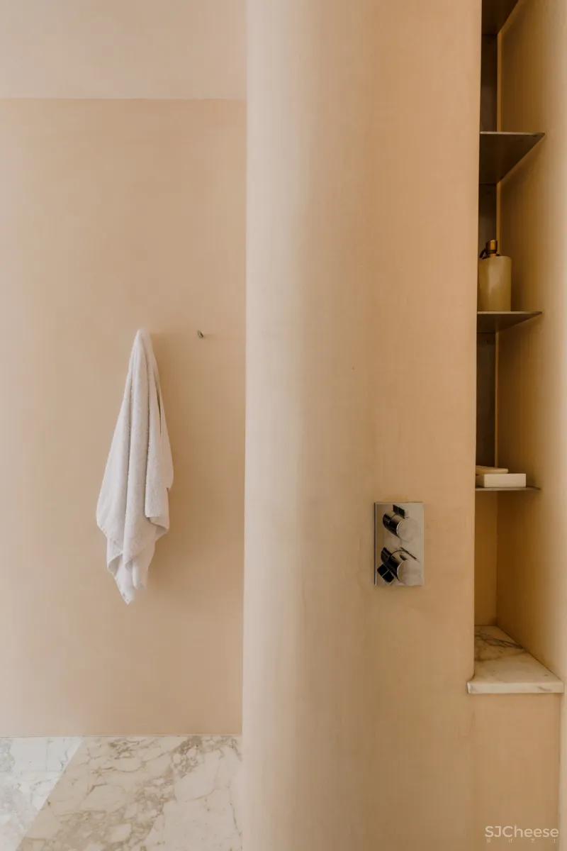 370㎡ 四居室公寓翻新,入户玄关美成了艺廊,这才是奢居典范