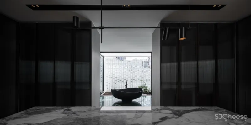 950㎡ 双层别墅,用光影做最美的装饰