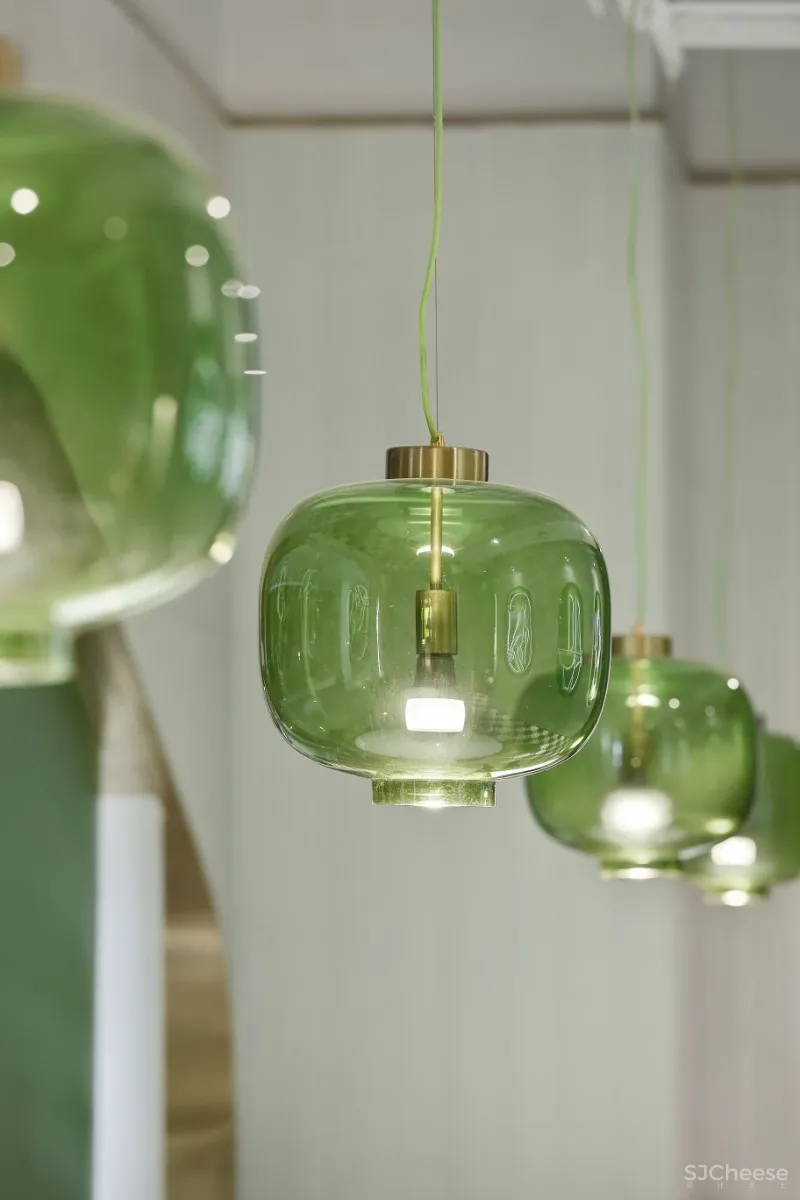 【艺鼎新作·小肥羊】漫步蓝天白云下，抱着火锅牧牛羊