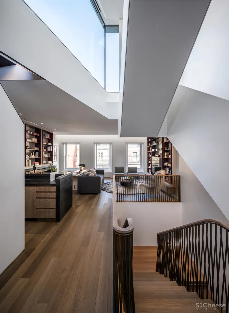 370㎡ 四居室公寓翻新,入户玄关美成了艺廊,这才是奢居典范