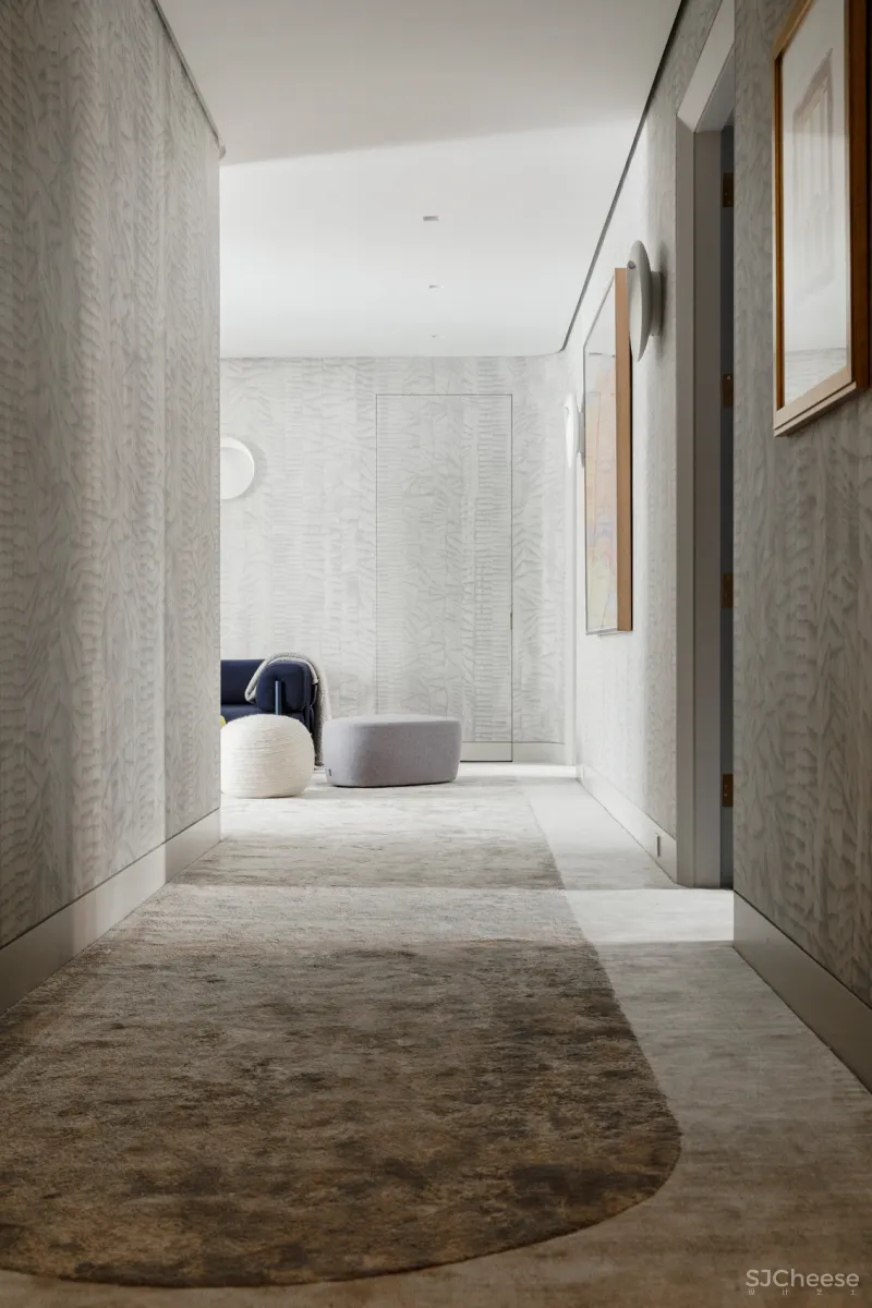 370㎡ 四居室公寓翻新,入户玄关美成了艺廊,这才是奢居典范