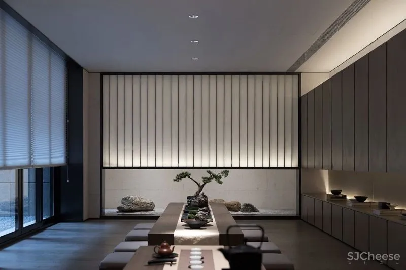 越中式，越质朴