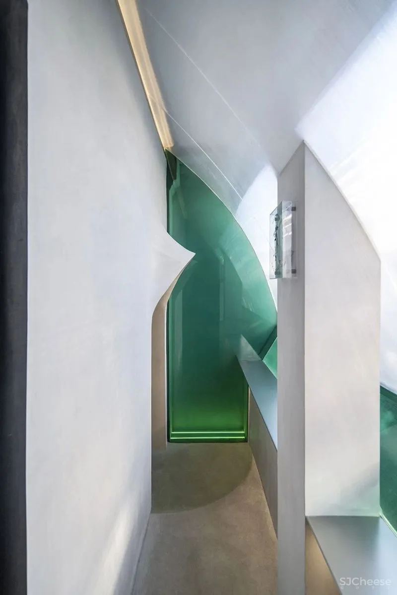 新作 通道中四种不同的就餐体验 窄房子,苏州 Mur Mur Lab