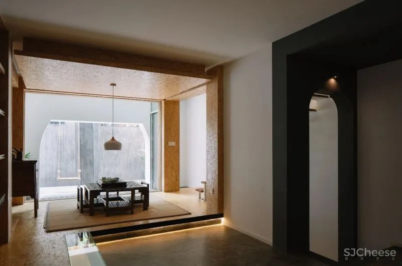 重庆鬼才设计师,教科书级别改造,地窖变身阳光房