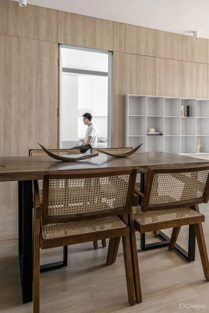 85后夫妻92㎡旧房翻新,塞下三居,却通透得不像话!更有高达35㎡收纳空间!