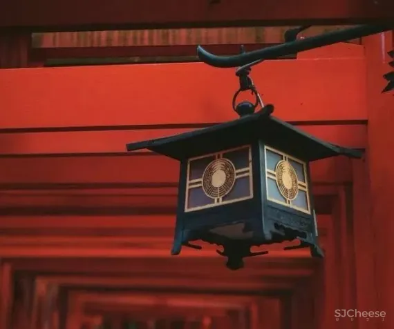 收好这份“中国红”设计灵感,Pick一整年的好运!