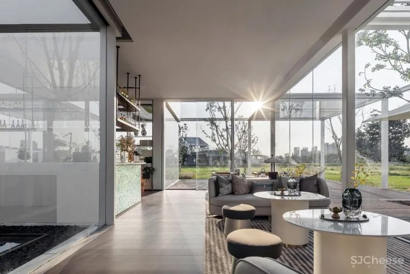 CLV - 金地:穿越四维盒子,品味生活甜与涩