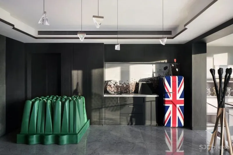 StudioY余颢凌力作 武汉天地「御江苑」私宅设计