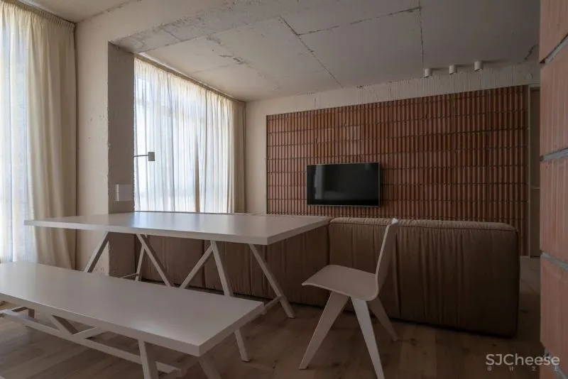 看一下Porotherm44多孔砖在这间94平米住宅中的“疯狂”使用！